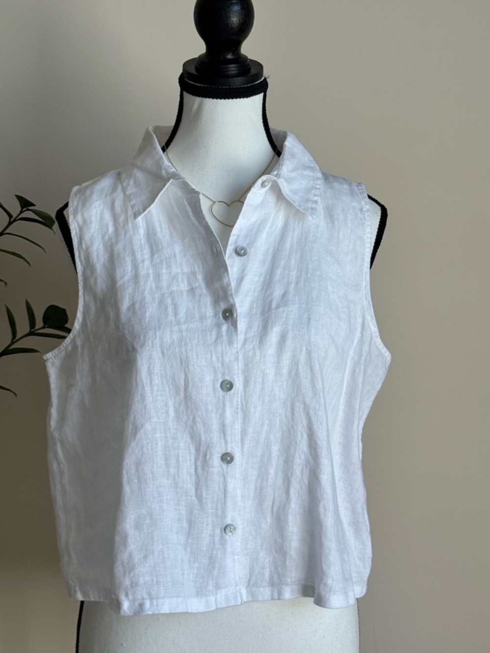 NWOT Joie White Sleeveless Linen Button-Down Shirt size medium